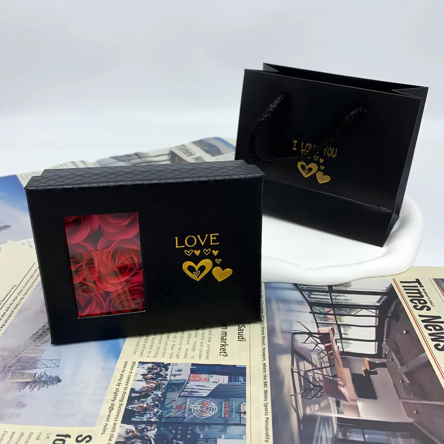 Window Opening Jewelry Box Romantic 6 Rose Pendants Ring Bracelet Valentine'S Day Eternal Flower Jewelry Gift Packaging Box Bag