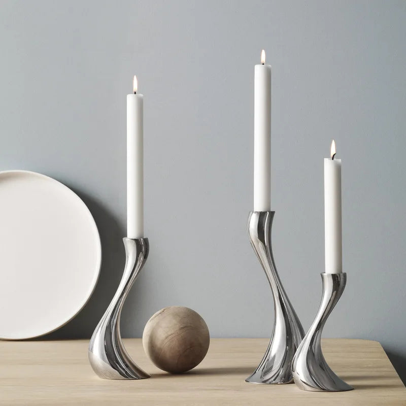 Curve Ljuslykta i Nordisk Design